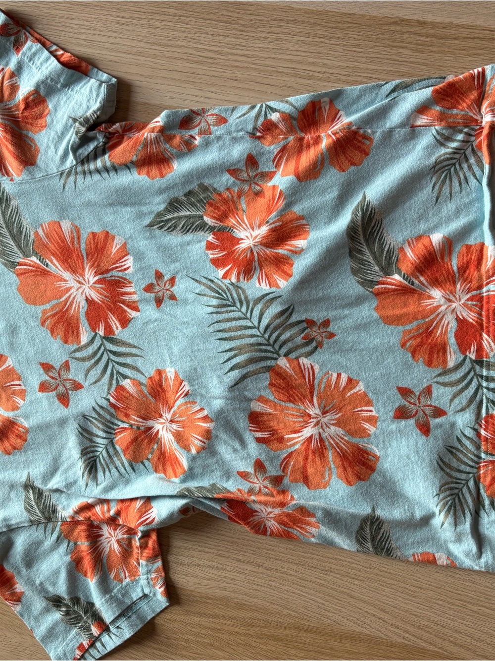 Original Use Men’s Short Sleeve Floral Tee in Orange and Light Blue